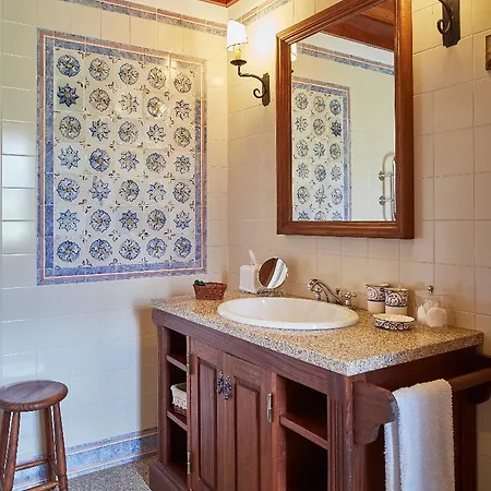 Casa De Canedo * 塞洛里库迪巴什图